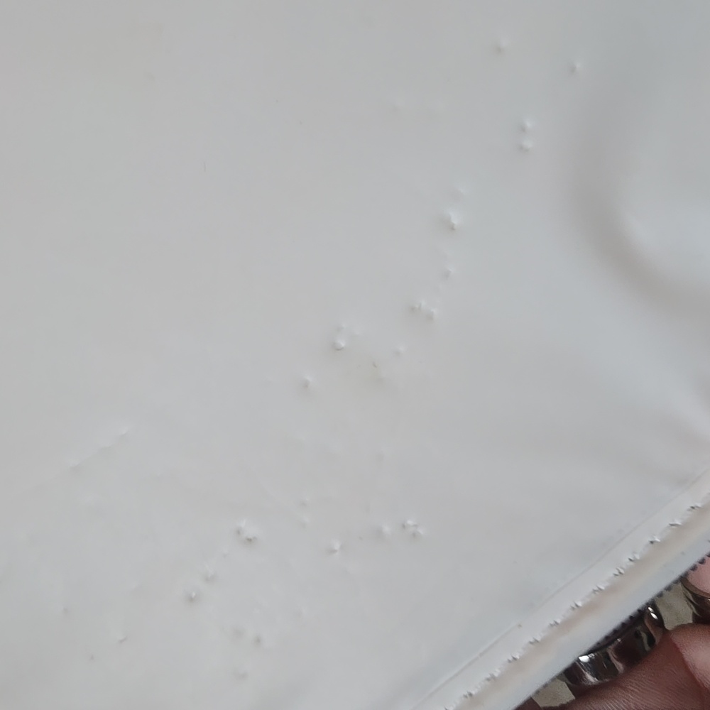 Tory Burch Stylish & Versatile Insulated Zipper Lunch Box/Cosmetic Case - Picture 10 of 11